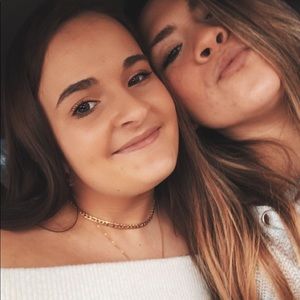 Meet your Posher, Hannah